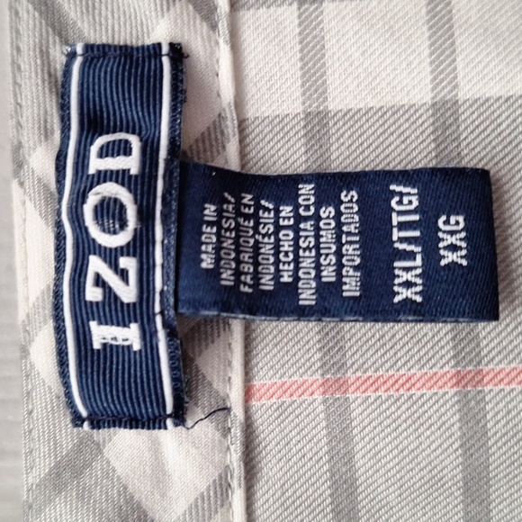 e IZOD Pink and Gray Checkered Top Size XXL.  EUC - Picture 2 of 4